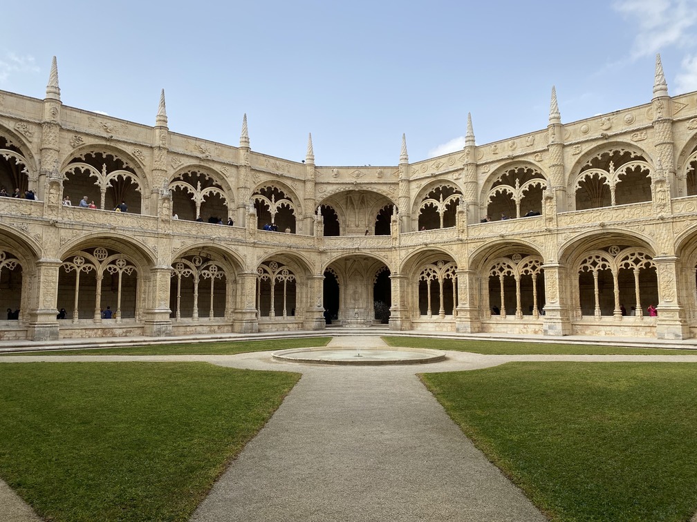 Monastère des Hiéronymites _cloître©credit_djami_®TorreBelem.com