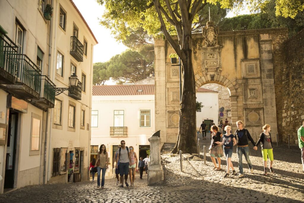 Ruelles_alfama_Lisbonne